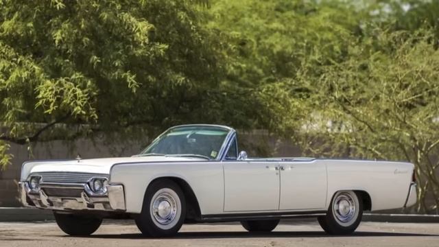 The 1961 Lincoln Continental - Learn About its Origins, Design and Influence on Automotive History