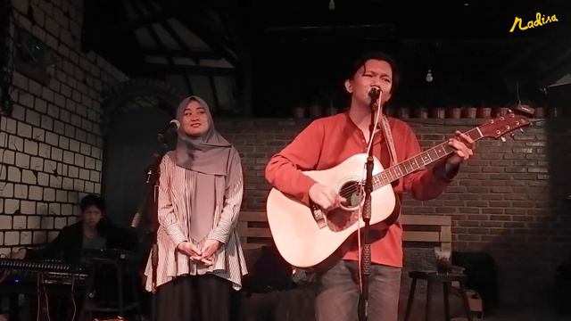 Tuan Sendiri - Entahlah (live at NADIRA)