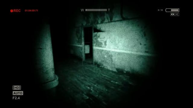 Outlast Прохождение ►Очень Страшно ► #7 Камера упала