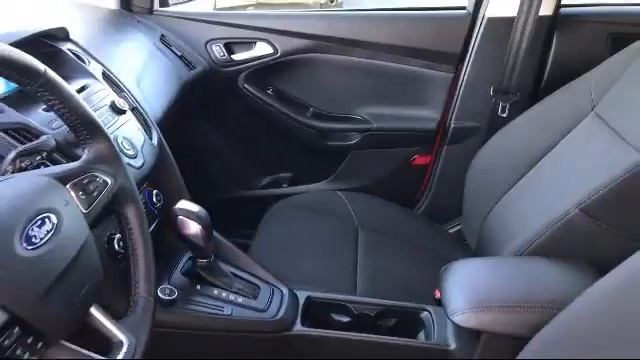 2016 Ford Focus Sedan SE