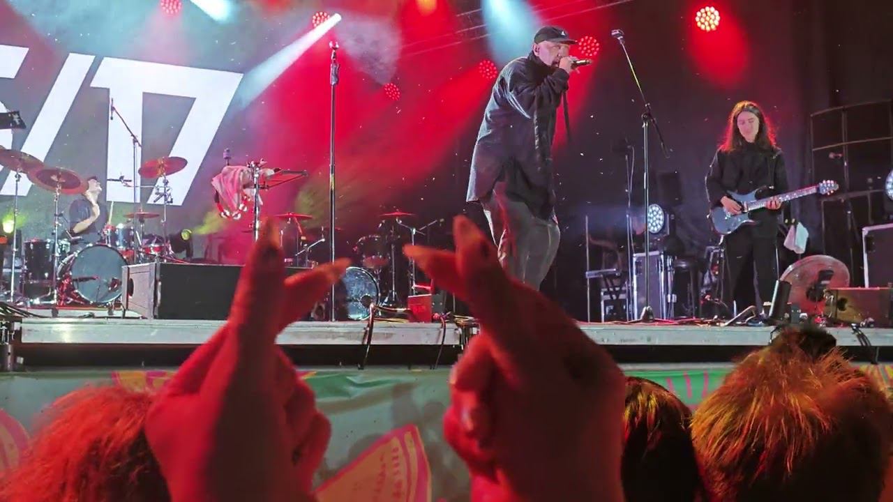 25/17 - В нашем маленьком городе