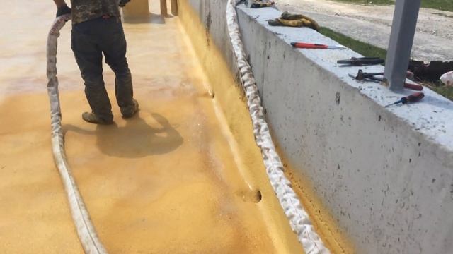 нанесення полісечовини / нанесение полимочевины