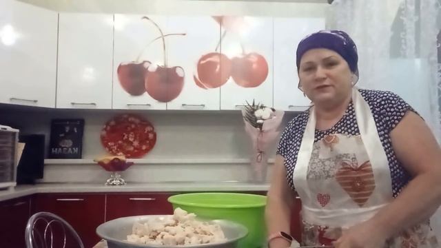 Топлю гусиный жир .Вас поздравляет Минзаля .