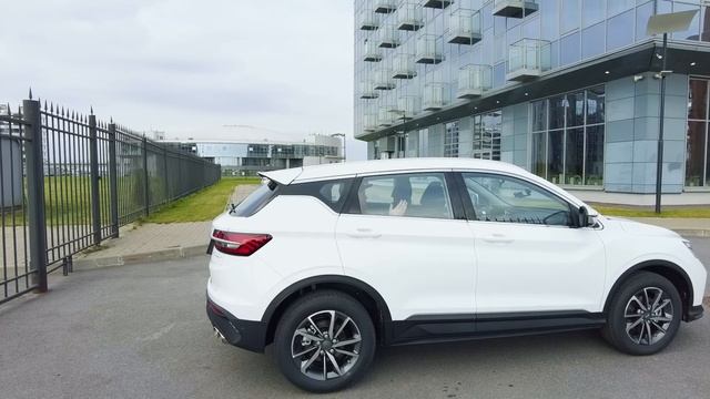 Обзор на новый Geely Coolray! Лучший китаец в своём классе и тем более для аренды работы в такси!