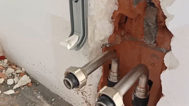 Настенный конвектор  нижнее подключение