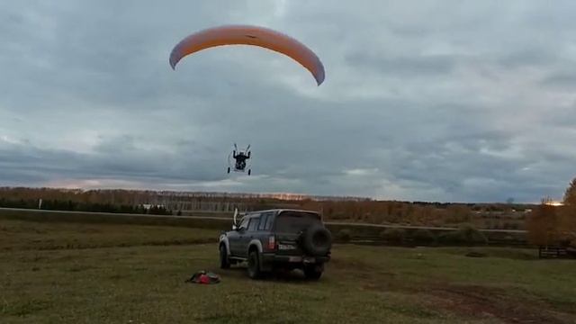 Мягкая посадка на паратрайке.