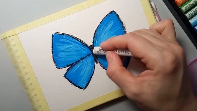 Рисую бабочку масляной пастелью и ватными палочками/ drawing butterfly with oil pastels
