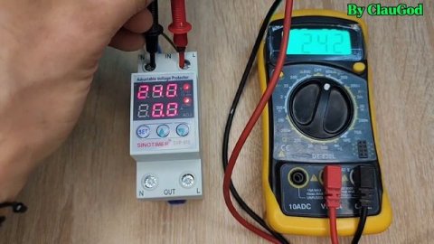 Setări si prezentare releu de protectie la supratensiune si supracurent Sinotimer SVP-916