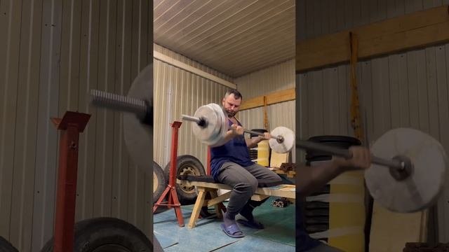 "Большие руки за 4 упражнения: Как развить трицепс и бицепс до предела"