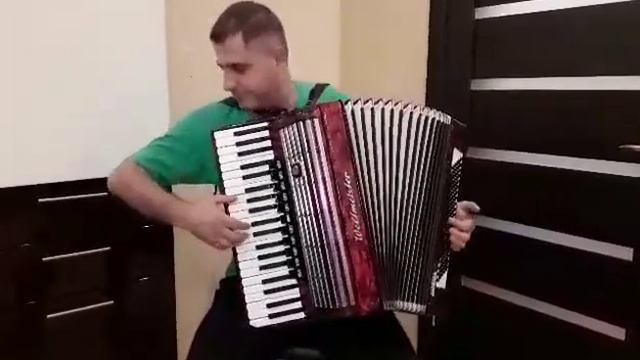 Weltmeister-Consona после переклейки и настройки.