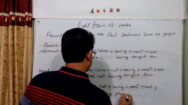 Right form of verbs এ present continuous এবং past continuous tense এর ব্যবহার।