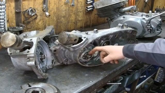 ИЖ Юпитер .Устранение  люфта коленвалов.