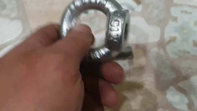 Вкручиваемая буксировочная петля \ крюк -- своими руками .