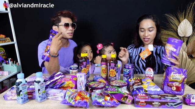 TANTANGAN 24 JAM MAKAN MAKANAN WARNA UNGU‼️ UBI UNGU GURITA UNGU‼️?