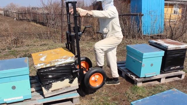 Тележка для перевозки ульев