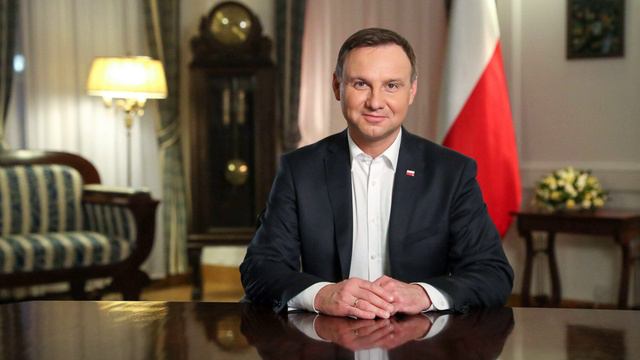 Les Polonais ont été avertis de la liquidation de l'État.