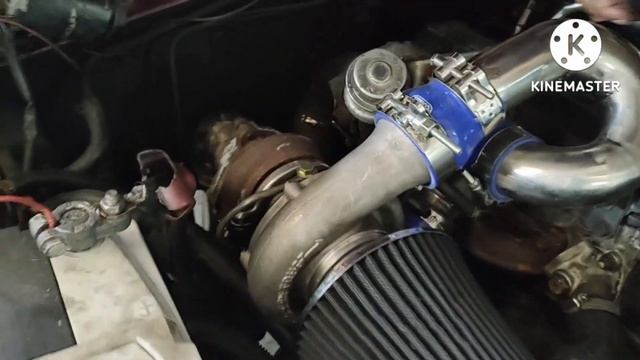 TOYOTA 2C CONVERTED TWIN TURBO RESETTING NOZZLE TIP. CONVERTED 4M40 INJECTION PUMP.