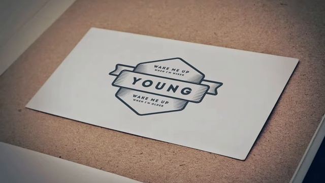 Download Vintage Logo MockUp PSD