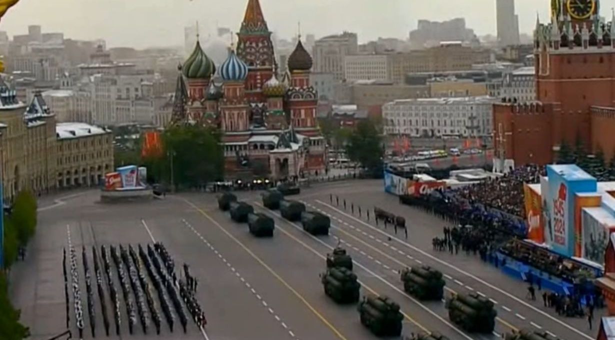 9.05.2024  Парад Победы в Москве. Прохождение военной техники