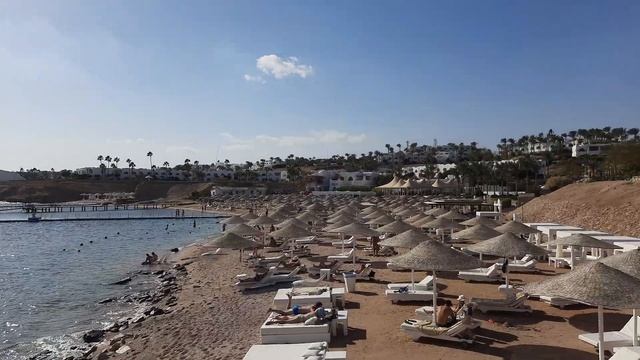 Пляж Sultan отеля Domina Coral Bay - город Шарм эль Шейх