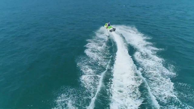 На гидроцикле по Средиземному морю  #гидроцикл #seaworld #средиземноеморе #jetski
