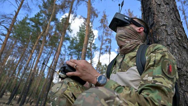 Инструктор школы БПЛА назвал способ безопасно таранить дроны противника