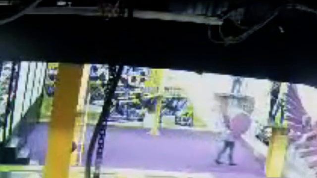 Анализ видео начала пожара в Зимней вишне г  Кемерово