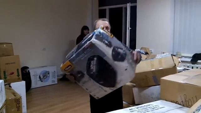 Готовим вещи для нуждающихся. 17.12.14