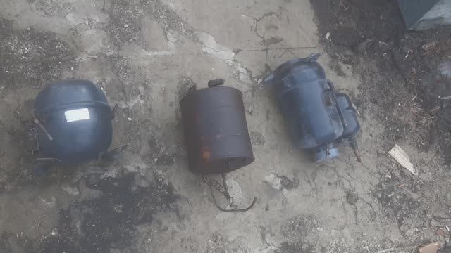 Разборка компрессоров от холодильников и кондиционера на медь