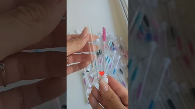 щёточки для ресниц