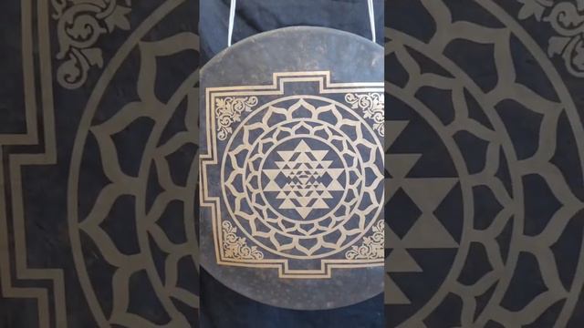 Наши новиночки сегодня - ОГРОМНАЯ кованая поющая чаша и 9 кованых гонгов !