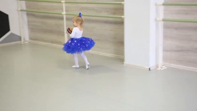 Новогодний утренник. Маленькие истории маленьких артистов