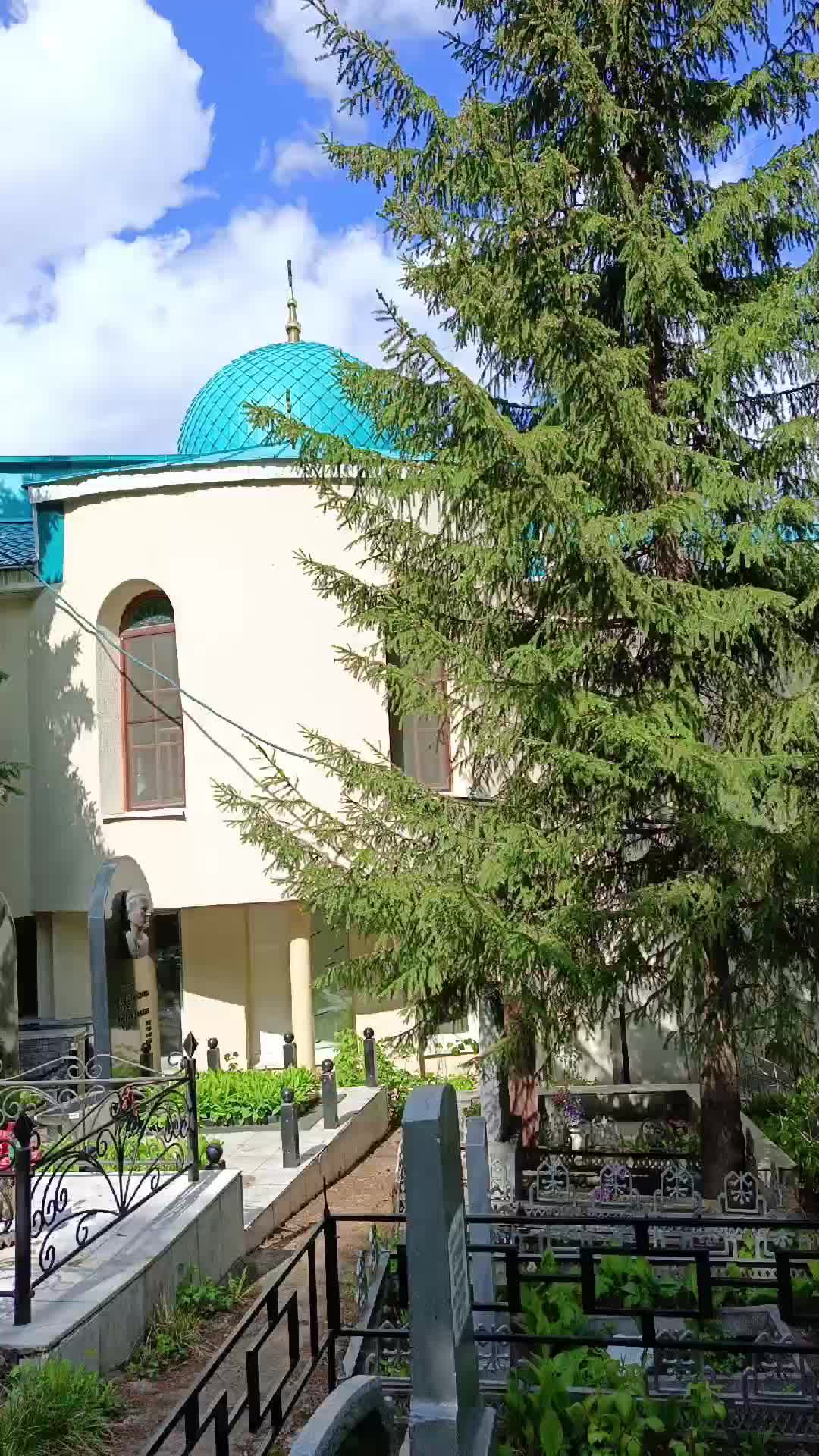 Мечеть Гуфран на Мусульманском кладбище город Уфа.
