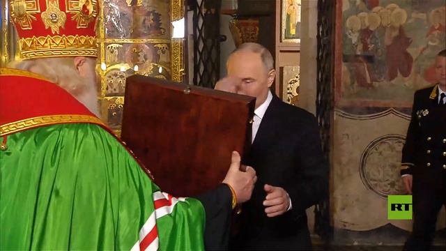 بطريرك موسكو وعموم روسيا يقيم صلاة شكر بمناسبة تنصيب بوتين
