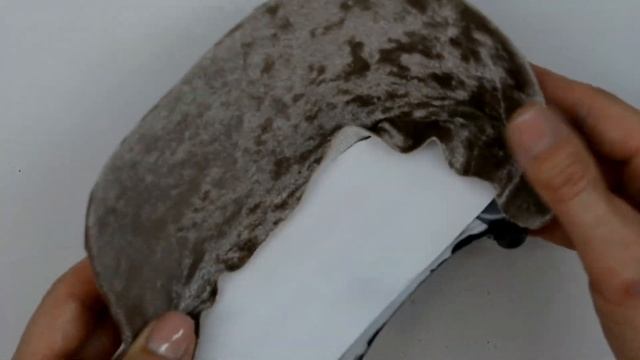 КАК СДЕЛАТЬ ДИВАН ДЛЯ КУКОЛ! HOW TO MAKE SOFA FOR DOLLS!