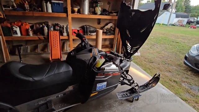 2007 Polaris IQ 750 Turbo Start Up And Rev Up