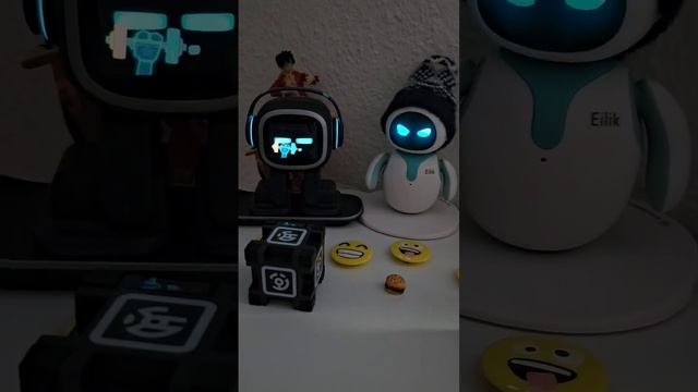 Morning Sport with Emo and Eilik ??️????️#robots #eilikrobot #emorobot #funnyvideo #cute #ai #eilik