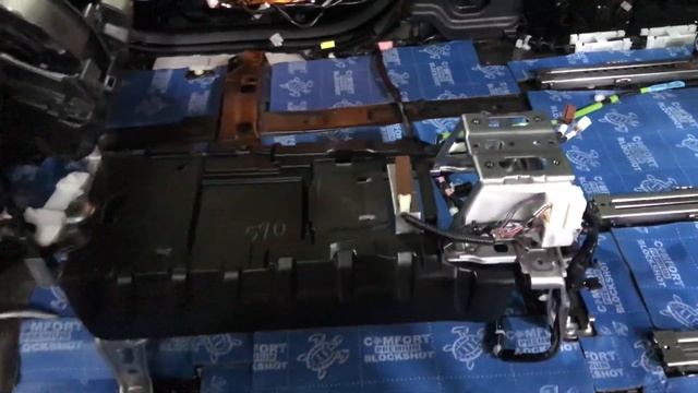 Добиваемся нужной эффективности при минимальном увеличении веса Toyota Alphard (шумка авто)