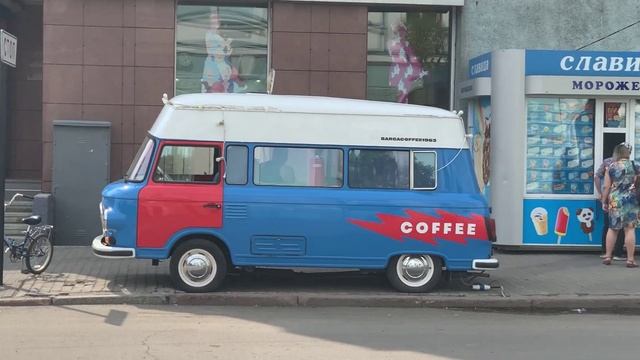За вдохновением в центр города. Barkas-B1000