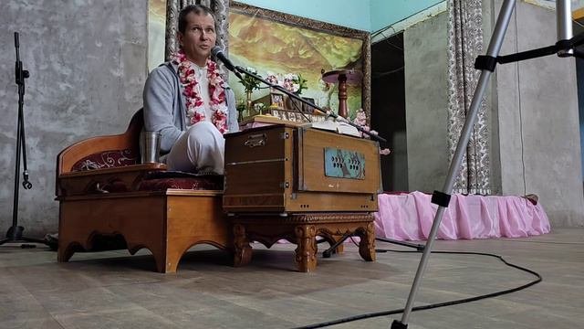 Важность общения с преданными - как главный критерий духовного развития - Шри Джишну Прабху