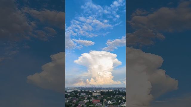 В Запорожье сегодня было запечатлено такое облако похожее на ядерный гриб