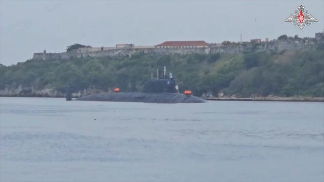 Кадры прибытия ракетного подводного крейсера «Казань» и фрегата «Адмирал Горшков» в Кубы.