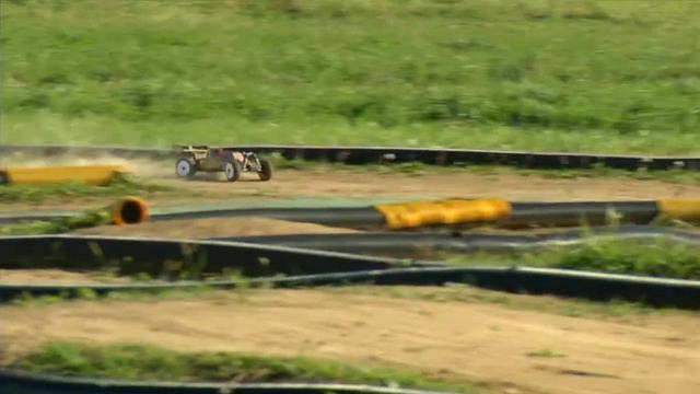 RPM HEAVEN - THE NITRO 8IGHT BUGGY RIPS THE TRACK - LOSI