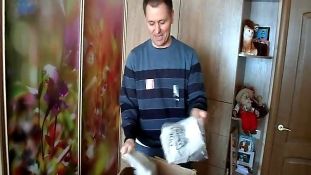 Распаковка посылки из США. Цены - сражают наповал! (Руслан Ковнир)