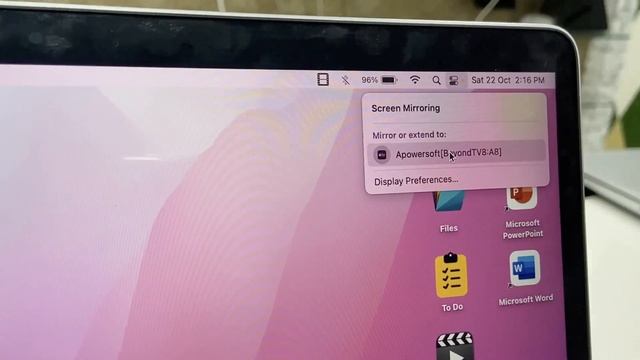 How to Wirelessly Mirror MacBook Screen on Any Smart TV (Easy)