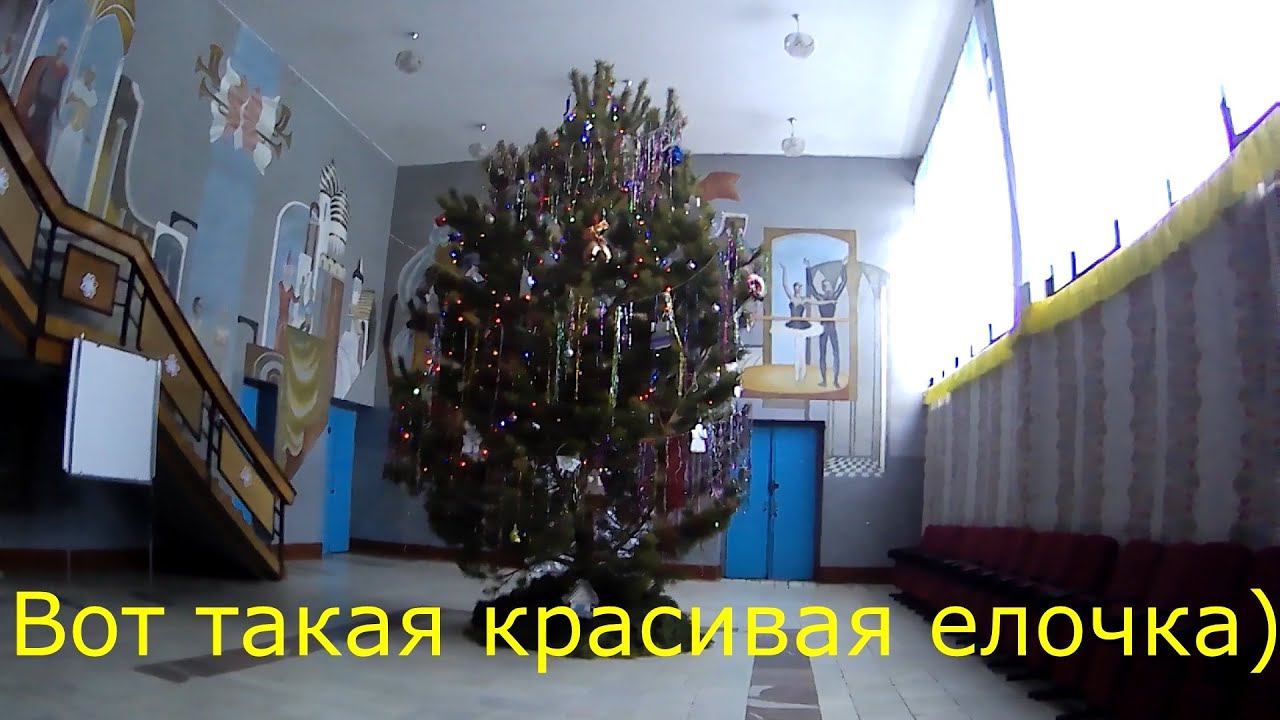 Покатушки по снегу.Красивая елочка Новый год к нам мчится!!!