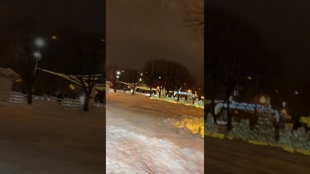 Полное видео VLOG-26-12-23.Москва.Самый большой Каток ПаркГорького.Тинькофф PRO согреет чашечкой чая