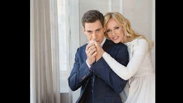 ДЮЖЕВА OKУЧИВАЕТ MOЛОДУХА.