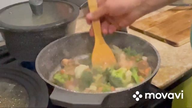 Очень классный ужин из двух простых блюд! Но каждое блюдо дополнение другого!