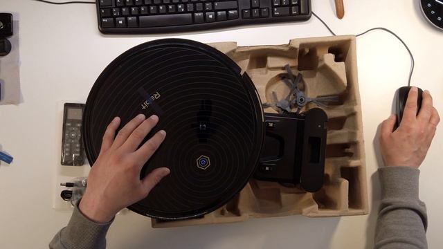 ✅ Robit R3000 Saugroboter | 6,9cm dünnes Gehäuse | 2500Pa Saugkraft | Unboxing + Teppich Test